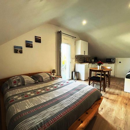 Lomener - La Goelette - 1 Appartement Avec 2 Chambres Et 2 Studios A 450M De La Plage Ploemeur Eksteriør bilde